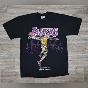 Men's Warren Lotas Lakers T-shirt-Size Medium